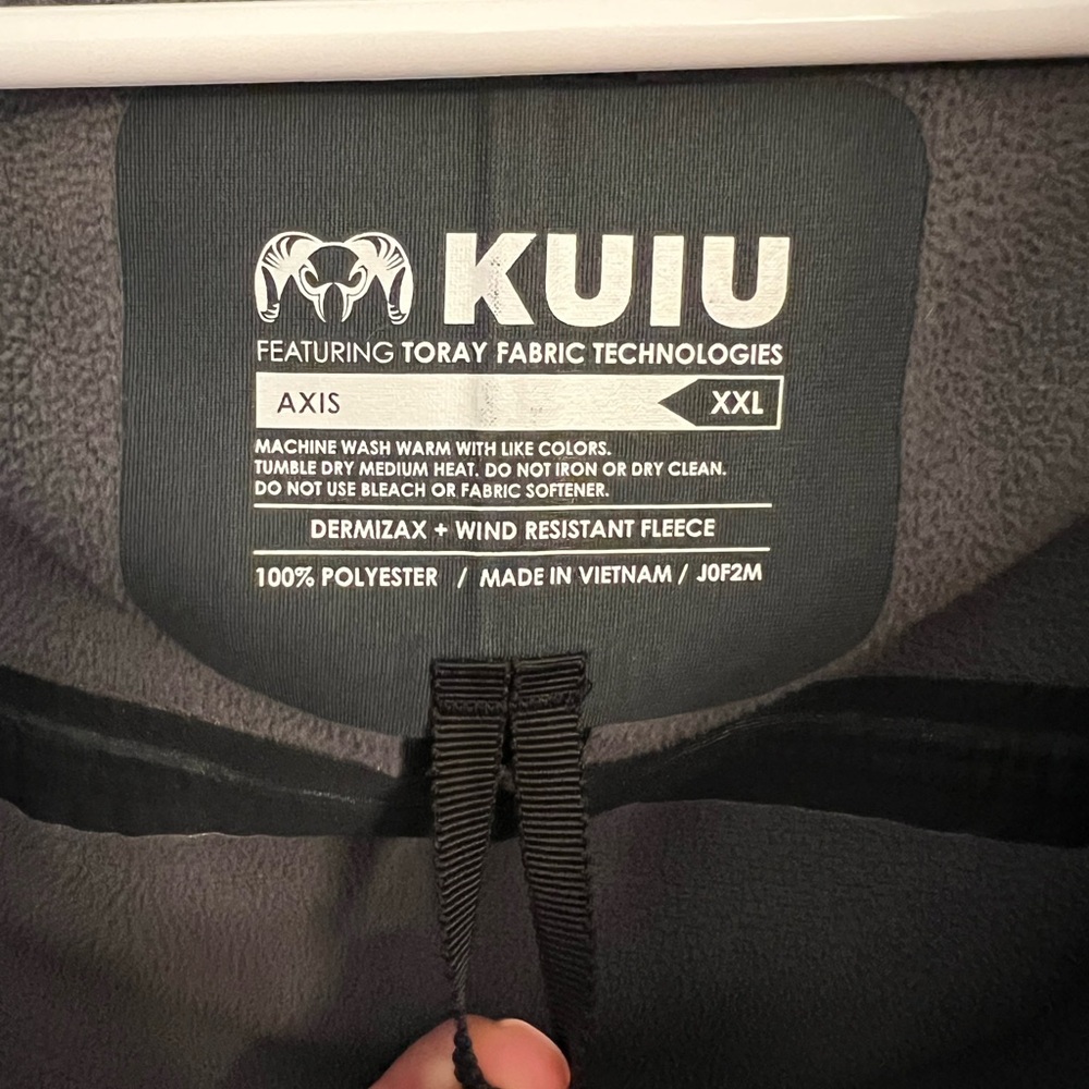KUIU Men’s Axis Hybrid Hooded Jacket in Charcoal Gray, Size XXL, Nice Condition! - Picture 6 of 8
